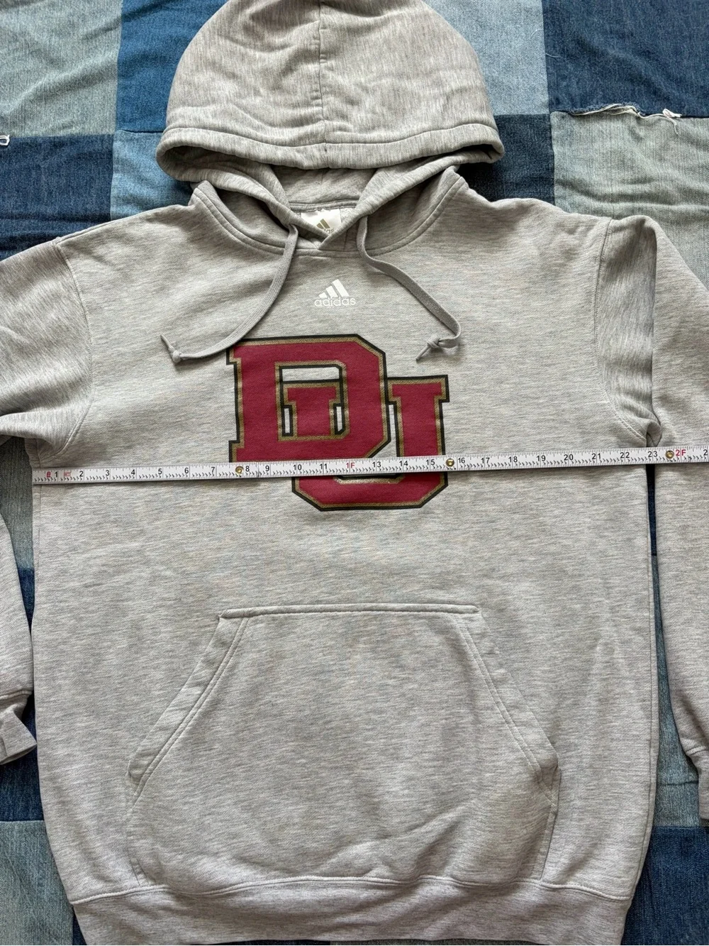 2000s adidas university of denver grey hoodie sweatshirt collegiate logo size M